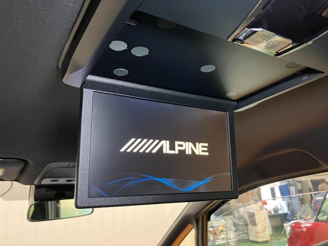 ヴォクシーハイブリッドＺＳ　煌III衝突被害軽減ブレーキシステム　ドラレコ　クルーズコントロール　両側オートスライドドア　ステアリングスイッチ　フリップダウンモニター　シートヒーター　ＵＳＢ接続端子　レーンアシスト　Ｐスタート（神奈川県）の中古車