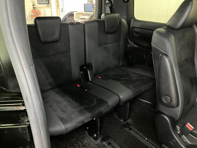 ヴォクシーハイブリッドＺＳ　煌III衝突被害軽減ブレーキシステム　ドラレコ　クルーズコントロール　両側オートスライドドア　ステアリングスイッチ　フリップダウンモニター　シートヒーター　ＵＳＢ接続端子　レーンアシスト　Ｐスタート（神奈川県）の中古車