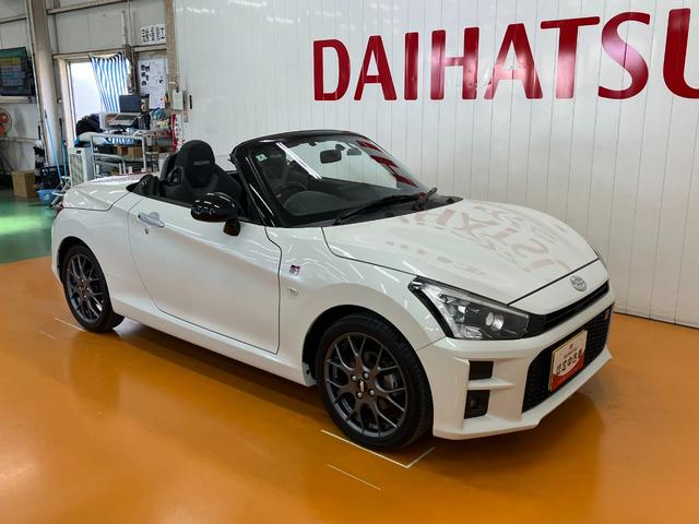 コペンＧＲ　スポーツオープンカー　二人乗　アクティブトップ　レカロ製スポーツシート　Ｂカメラ　ｍｏｍｏ製ステアリングホイール　パドルシフト　Ｐスタート　ＢＢＳ製アルミホイール　ＵＳＢ接続端子　キーフリー（神奈川県）の中古車