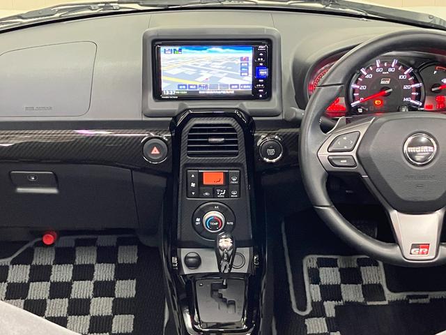 コペンＧＲ　スポーツオープンカー　二人乗　アクティブトップ　レカロ製スポーツシート　Ｂカメラ　ｍｏｍｏ製ステアリングホイール　パドルシフト　Ｐスタート　ＢＢＳ製アルミホイール　ＵＳＢ接続端子　キーフリー（神奈川県）の中古車