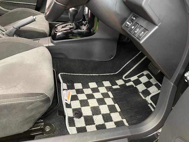 コペンＧＲ　スポーツオープンカー　二人乗　アクティブトップ　レカロ製スポーツシート　Ｂカメラ　ｍｏｍｏ製ステアリングホイール　パドルシフト　Ｐスタート　ＢＢＳ製アルミホイール　ＵＳＢ接続端子　キーフリー（神奈川県）の中古車