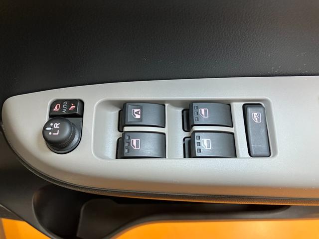 ブーンシルク Gパッケージ SAIII ナビ ドラレコ ETCサポカーSワイド適合 ナビ ドラレコ パノラマモニター対応 ステアリングスイッチ アイドリングストップ コーナーセンサー オートハイビーム 横滑り防止機能 誤発進抑制機能 オートエアコン キーフリー(神奈川県)の中古車