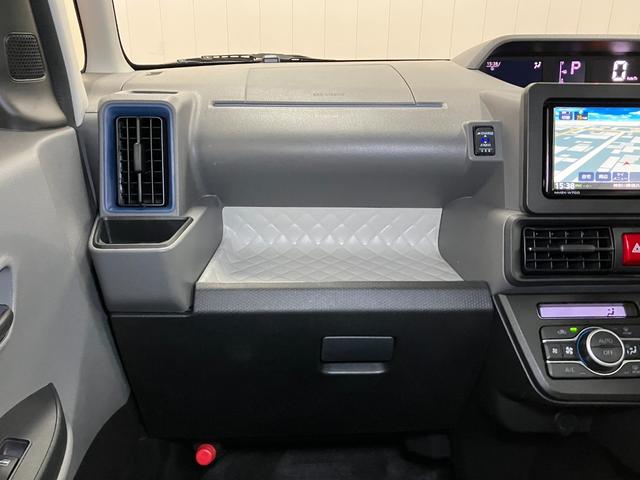 タントＸスペシャル　ナビ　ミラクルオープンドア　コーナーセンサーサポカーＳワイド適合　ミラクルオープンドア　Ｂカメラ　ナビ　Ｐスタート　コーナーセンサー　ミラクルウォークスルー　アイドリングストップ　ステアリングスイッチ　ＵＳＢ接続端子　キーフリー（神奈川県）の中古車