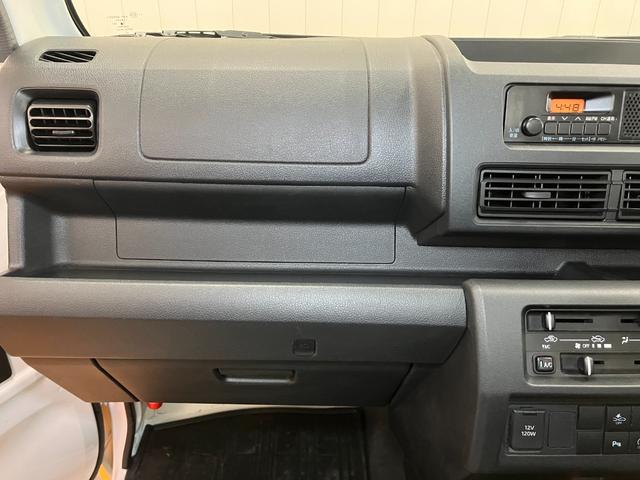 ハイゼットトラックスタンダード　ＥＴＣ　エアコン　コーナーセンサーサポカーＳワイド適合　三方開　ゴムマット　ラジオ　エアコン　ＥＴＣ　光軸調整ダイヤル　コーナーセンサー　アイドリングストップ　横滑り防止機能　誤発進抑制機能　アクセサリーソケット（神奈川県）の中古車