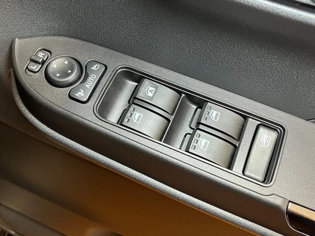 タントカスタムＲＳ　ナビ　ドラレコ　ＥＴＣ　パノラマモニター対応サポカーＳワイド適合　ミラクルオープンドア　両側オートスライドドア　ナビ　ドラレコ　Ｂカメラ　電動パーキングブレーキ　パノラマモニター対応　シートヒーター　オートエアコン　コーナーセンサー　キーフリー（神奈川県）の中古車