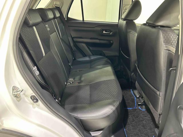 ロッキープレミアムＧ　ＨＥＶサポカーＳワイド適合　ハイブリッド車　電動パーキングブレーキ　ＵＳＢ接続端子　ステアリングスイッチ　全車速追従機能付ＡＣＣ　シートヒーター　Ｓ−ペダル　コーナーセンサー（神奈川県）の中古車