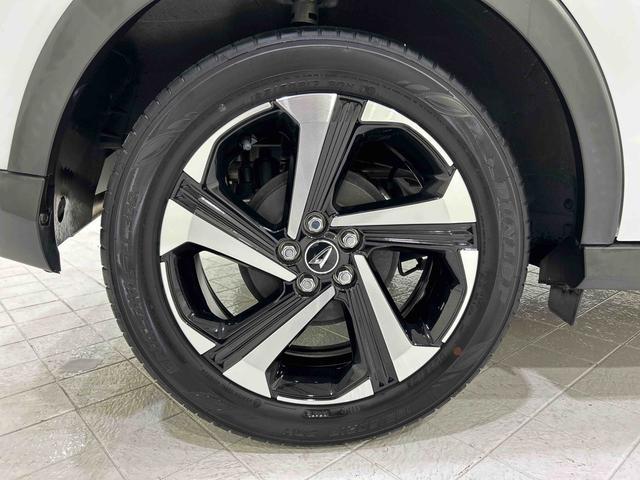 ロッキープレミアムＧ　ＨＥＶサポカーＳワイド適合　ハイブリッド車　電動パーキングブレーキ　ＵＳＢ接続端子　ステアリングスイッチ　全車速追従機能付ＡＣＣ　シートヒーター　Ｓ−ペダル　コーナーセンサー（神奈川県）の中古車