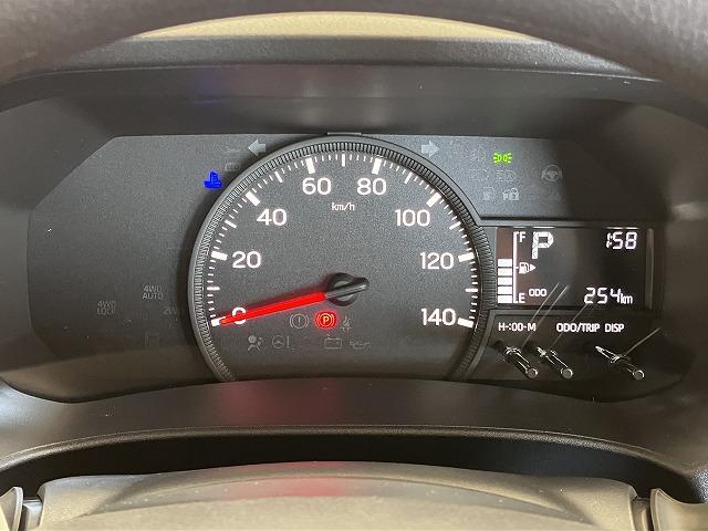 ハイゼットカーゴＤＸサポカーＳワイド適合　ラジオ　エアコン　アクセサリーソケット　コーナーセンサー　アイドリングストップ　光軸調整ダイヤル　横滑り防止機能　誤発進抑制機能　パワーウインドウ　キーレス（神奈川県）の中古車