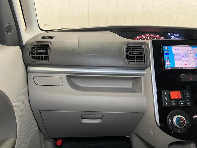 タントＸリミテッドＳＡIII　ナビ　Ｂカメラ　パノラマモニター対応サポカーＳワイド適合　ナビ　Ｂカメラ　パノラマモニター対応　ステアリングスイッチ　Ｐスタート　両側オートスライドドア　運転席シートヒーター　横滑り防止機能　誤発進抑制装置　アイドリングストップ（神奈川県）の中古車