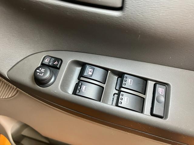 タントＸリミテッドＳＡIII　ナビ　Ｂカメラ　パノラマモニター対応サポカーＳワイド適合　ナビ　Ｂカメラ　パノラマモニター対応　ステアリングスイッチ　Ｐスタート　両側オートスライドドア　運転席シートヒーター　横滑り防止機能　誤発進抑制装置　アイドリングストップ（神奈川県）の中古車