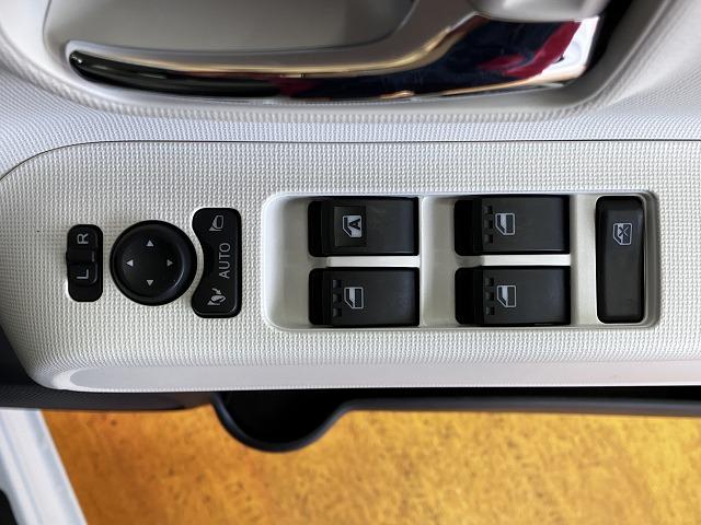 ムーヴキャンバスストライプスＧターボ　ＡＣＣ　電動パーキングブレーキサポカーＳワイド適合　Ｂカメラ　ホッとカップホルダー　ＵＳＢ接続端子　電動パーキングブレーキ　シートヒーター　両側オートスライドドア　Ｐスタート　全車速追従機能付ＡＣＣ　キーフリー（神奈川県）の中古車