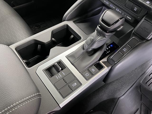 ランドクルーザー２５０ＶＸ　ナビ　Ｂカメラ　ＥＴＣ　レーダークルーズコントロールサポカーＳワイド適合　ナビ　Ｂカメラ　ＥＴＣ　パノラマモニター対応　３列シート　ステアリングスイッチ　レーダークルーズコントロール　パワーシート　デジタルルームミラー　サンルーフ　電動テールゲート（神奈川県）の中古車