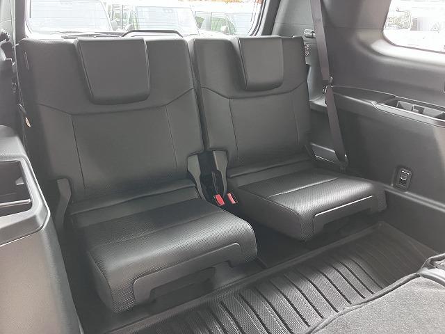 ランドクルーザー２５０ＶＸ　ナビ　Ｂカメラ　ＥＴＣ　レーダークルーズコントロールサポカーＳワイド適合　ナビ　Ｂカメラ　ＥＴＣ　パノラマモニター対応　３列シート　ステアリングスイッチ　レーダークルーズコントロール　パワーシート　デジタルルームミラー　サンルーフ　電動テールゲート（神奈川県）の中古車