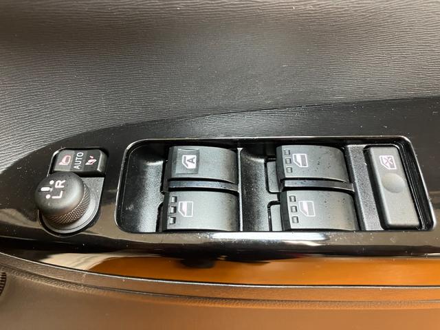 タントカスタムＸ　ＳＡIIIサポカーＳワイド適合　ミラクルオープンドア　Ｂカメラ　片側オートスライドドア　ステアリングスイッチ　ＵＳＢ接続端子　Ｐスタート　運転席シートヒーター　オートハイビーム　ＥＴＣ　キーフリー（神奈川県）の中古車