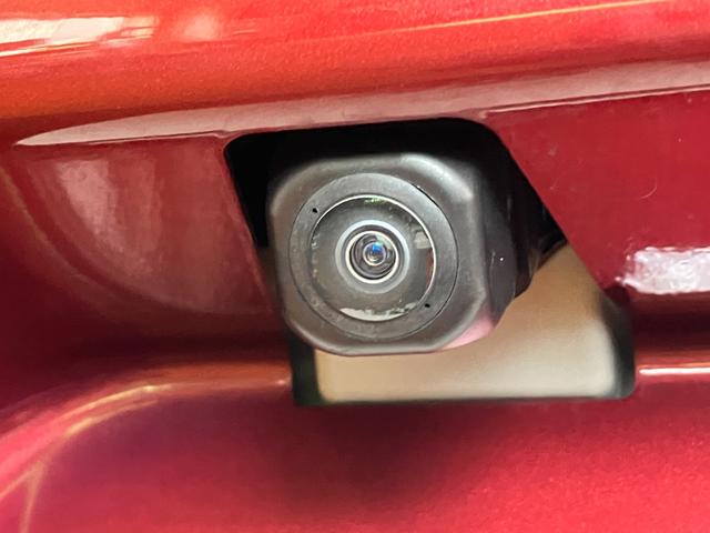 タントカスタムＲＳ　ミラクルオートステップ　カーナビ　ＵＳＢサポカーＳワイド適合　ドラレコ　ミラクルオープンドア　ミラクルオートステップ　両側オートスライドドア　パノラマモニター対応　電動パーキングブレーキ　ステアリングスイッチ　シートヒーター　ＵＳＢ接続端子（神奈川県）の中古車