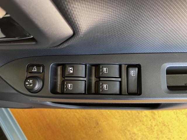 ミライースＸ　リミテッドＳＡIII　ＣＤチューナー　電動格納ミラーサポカーＳワイド適合　エアコン　ＣＤチューナー　Ｂカメラ　コーナーセンサー　オートハイビーム　アイドリングストップ　横滑り防止機能　誤発進抑制機能　電動格納ミラー　パワーウインドウ　キーレス（神奈川県）の中古車