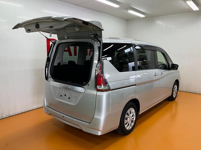 セレナＸＶ　カーナビ　ドラレコ　クルーズコントロール　ＥＴＣ衝突被害軽減ブレーキシステム　ドラレコ　全周囲カメラ　ステアリングスイッチ　クルーズコントロール　リヤエアコン　両側オートスライドドア　ＥＴＣ　ブラインドスポットモニター　キーフリー（神奈川県）の中古車