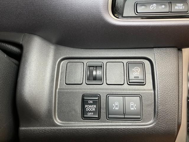 セレナＸＶ　カーナビ　ドラレコ　クルーズコントロール　ＥＴＣ衝突被害軽減ブレーキシステム　ドラレコ　全周囲カメラ　ステアリングスイッチ　クルーズコントロール　リヤエアコン　両側オートスライドドア　ＥＴＣ　ブラインドスポットモニター　キーフリー（神奈川県）の中古車