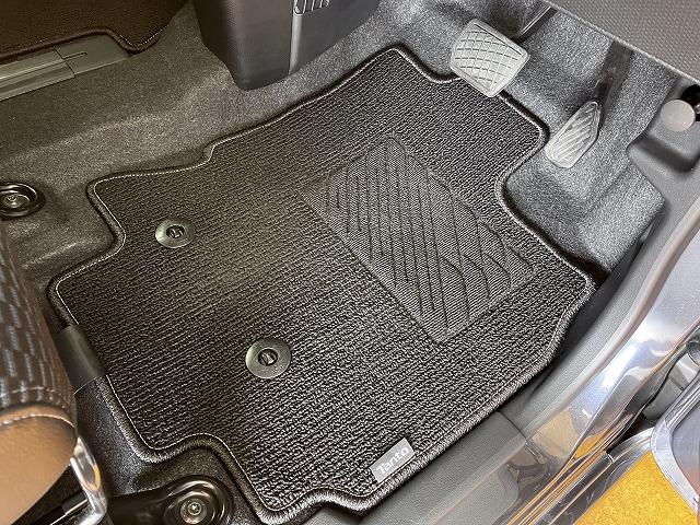 タントカスタムＲＳ　ナビ　Ｂカメラ　Ｐスタート　キーフリーサポカーＳワイド適合　パノラマモニター対応　Ｂカメラ　ミラクルオープンドア　ナビ　Ｐスタート　両側オートスライドドア　誤発進抑制装置　横滑り防止機能　シートヒーター　コーナーセンサー　キーフリー（神奈川県）の中古車
