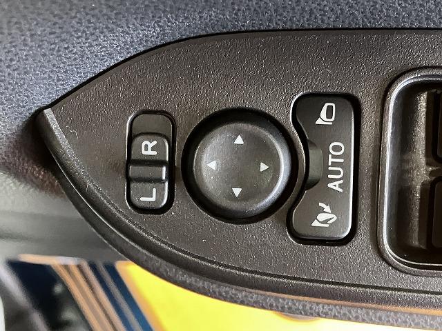 タントカスタムRS Bカメラ Pスタート キーフリーサポカーSワイド適合 パノラマモニター対応 ミラクルオープンドア Bカメラ ステアリングスイッチ Pスタート 電動パーキングブレーキ 両側オートスライドドア 誤発進抑制装置 横滑り防止機能 キーフリー(神奈川県)の中古車