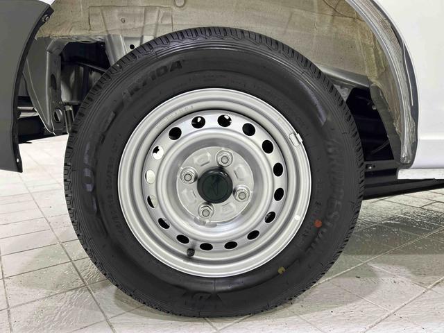 ハイゼットカーゴＤＸ４ＷＤ　サポカーＳワイド適合　ラジオ　エアコン　アクセサリーソケット　コーナーセンサー　アイドリングストップ　光軸調整ダイヤル　横滑り防止機能　誤発進抑制機能　パワーウインドウ　キーレス（神奈川県）の中古車