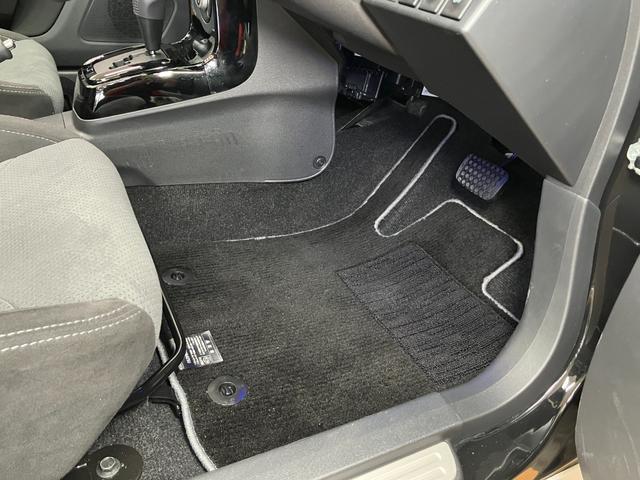 コペンＧＲ　スポーツオープンカー　二人乗　アクティブトップ　ｍｏｍｏ製ステアリングホイール　レカロ製スポーツシート　ＢＢＣ製アルミホイール　ＥＴＣ　ＵＳＢ接続端子　シートヒーター　カーナビ　ドラレコ（神奈川県）の中古車