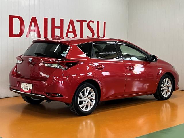 オーリスハイブリッド ドラレコ Bカメラ ナビ ETC キーフリー衝突軽減ブレーキシステム ドラレコ Bカメラ ナビ ステアリングスイッチ 横滑り防止機能 Pスタート 誤発進抑制装置 電動格納ミラー ETC パワーウィンドウ キーフリー(神奈川県)の中古車