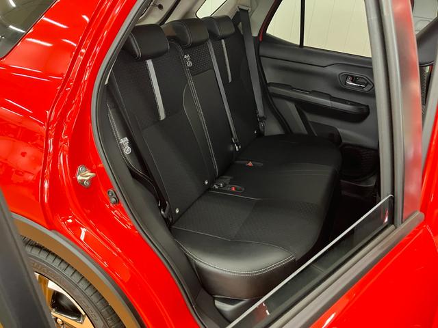 ロッキープレミアムG HEV Bカメラ ACC S−PDLサポカーSワイド適合 Bカメラ ナビ 全車速追従機能付ACC Pスタート シートヒーター 電動パーキングブレーキ 誤発進抑制装置 横滑り防止機能 S−PDL パノラマモニター対応 キーフリー(神奈川県)の中古車