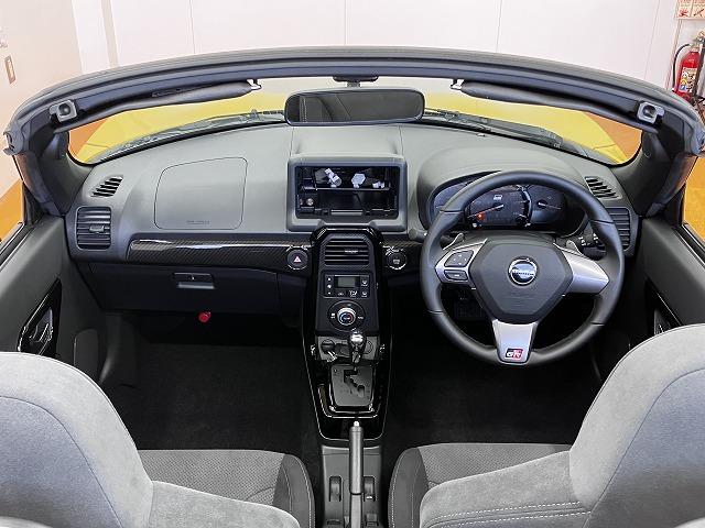コペンＧＲ　スポーツオープンカー　二人乗　アクティブトップ　ｍｏｍｏ製ステアリングホイール　パドルシフト　レカロ製スポーツシート　ＢＢＳ製アルミホイール　Ｐスタート　シートヒーター　コーナーセンサー　キーフリー（神奈川県）の中古車