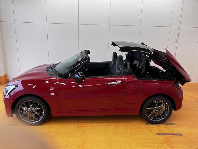 コペンＧＲ　スポーツオープンカー　二人乗　アクティブトップ　ｍｏｍｏ製ステアリングホイール　レカロ製スポーツシート　ＢＢＳ製アルミホイール　シートヒーター　ステアリングホイール　Ｐスタート　コーナーセンサー　キーフリー（神奈川県）の中古車