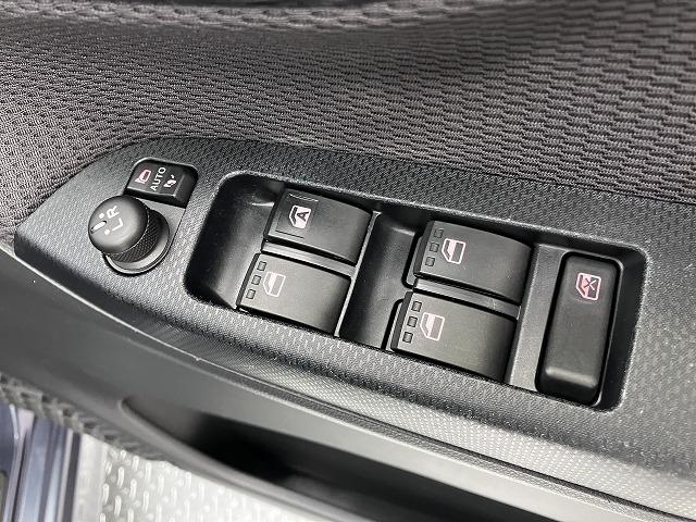 ムーヴカスタム　ＲＳ　ハイパーＳＡII　ナビ　ＥＴＣ　キーフリー電動格納ミラー　パワーウィンドウ　Ｐスタート　誤発進抑制装置　横滑り防止機能　アイドリングストップ　ステアリングスイッチ　二眼メーター　Ｂカメラ　アルミホイール（神奈川県）の中古車