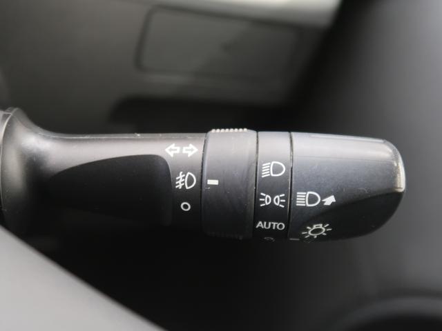 タントカスタムＸ　ＳＡIIリアカメラ　ｂｌｕｅｔｏｏｔｈ　イモビライザー　衝突安全ボディ　衝突回避支援ブレーキ　スマートキー＆プッシュスタート　ＬＥＤランプ　車線逸脱警報　キーフリー　ナビＴＶ　両側スライド片側電動ドア　ＥＴＣ（富山県）の中古車