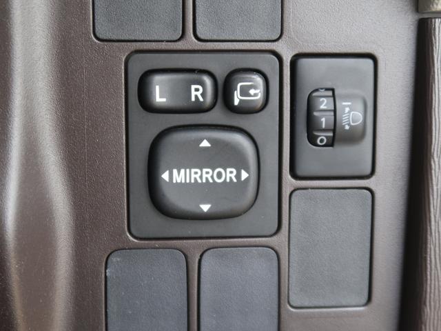 パッソプラスハナ CパッケージIストップ イモビライザー キーフリー ワンオーナー車 横滑り防止装置 運転席エアバック 助手席エアバック ABS 衝突安全ボディ(富山県)の中古車