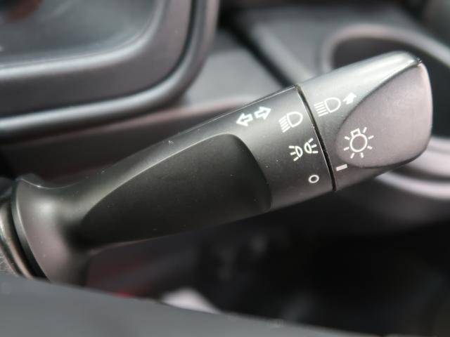 ハイゼットカーゴＤＸ　ＳＡIIIＬＫＡ　キーレスキー　横滑防止装置　パートタイム４ＷＤ　両側スライドドア　ＳＲＳ　衝突安全ボディ　アイドリングストップ　記録簿　ＡＢＳ　ワンオーナー　オートＬＥＤ　両席エアバック　踏み間違え防止（富山県）の中古車
