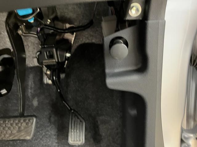 ミライースL SAIIIアイドリングSTOP 衝突防止 キ−レス Wエアバッグ 横滑防止 レーンキープアシスト オートハイビーム 運転席エアバック ABS 衝突安全ボディ メンテナンスノート(富山県)の中古車