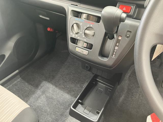 ミライースL SAIIIアイドリングSTOP 衝突防止 キ−レス Wエアバッグ 横滑防止 レーンキープアシスト オートハイビーム 運転席エアバック ABS 衝突安全ボディ メンテナンスノート(富山県)の中古車