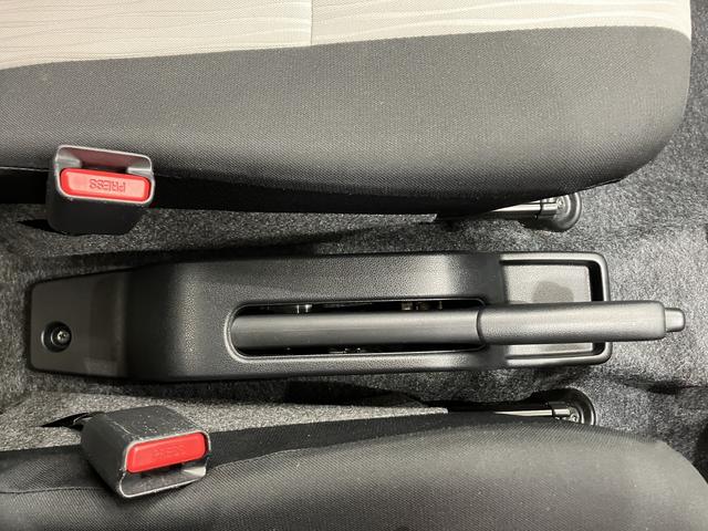 ミライースL SAIIIアイドリングSTOP 衝突防止 キ−レス Wエアバッグ 横滑防止 レーンキープアシスト オートハイビーム 運転席エアバック ABS 衝突安全ボディ メンテナンスノート(富山県)の中古車