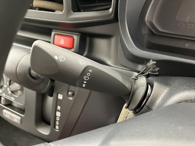 ミライースL SAIII /オーディオレス/キーレス/オートライトアイドリングSTOP 衝突防止 キ−レス Wエアバッグ 横滑防止 レーンキープアシスト オートハイビーム 運転席エアバック ABS オートライト メンテナンスノート(富山県)の中古車