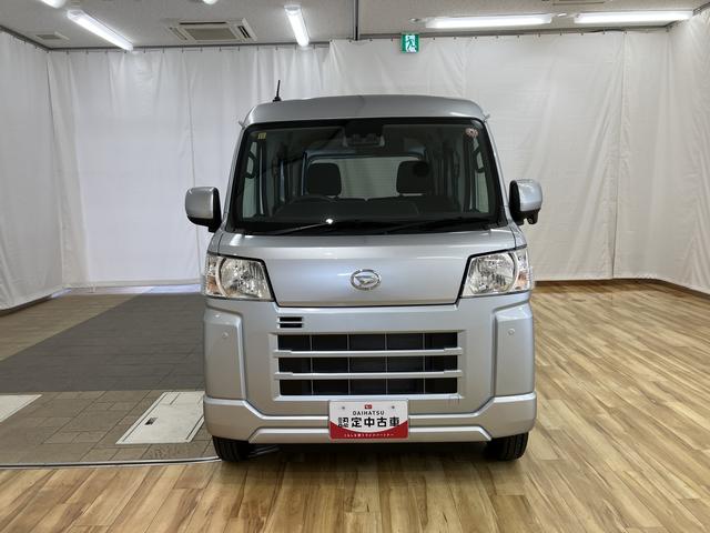 ハイゼットカーゴクルーズ　／４ＷＤ／オーディオレス／キーフリー／オートライトイモビライザー　レーンアシスト　オートマチックハイビーム　キーフリー　オートライト　Ａストップ　Ｗエアバック　４ＷＤ　スマートキー　記録簿　運転席エアバッグ　横滑り防止装置　ＡＢＳ　レーダーブレーキ（富山県）の中古車