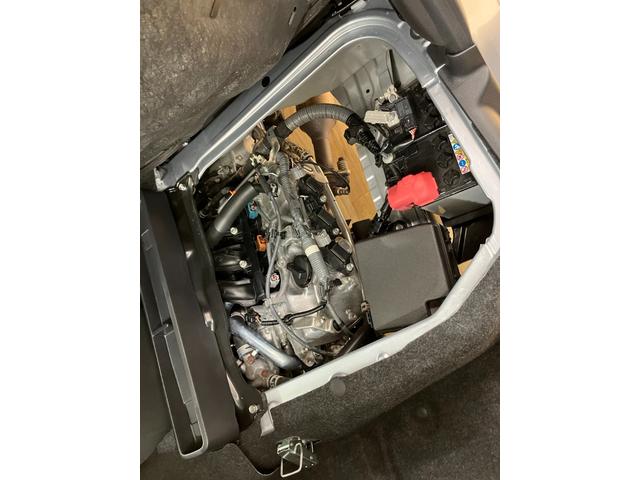 ハイゼットカーゴクルーズ　／４ＷＤ／オーディオレス／キーフリー／オートライトイモビライザー　レーンアシスト　オートマチックハイビーム　キーフリー　オートライト　Ａストップ　Ｗエアバック　４ＷＤ　スマートキー　記録簿　運転席エアバッグ　横滑り防止装置　ＡＢＳ　レーダーブレーキ（富山県）の中古車