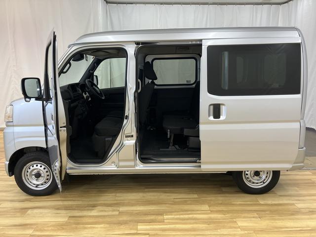 ハイゼットカーゴクルーズ /パートタイム4WD/キーフリー/オーディオレスイモビライザー レーンアシスト オートマチックハイビーム キーフリー オートライト Aストップ Wエアバック 4WD スマートキー 記録簿 運転席エアバッグ 横滑り防止装置 ABS レーダーブレーキ(富山県)の中古車