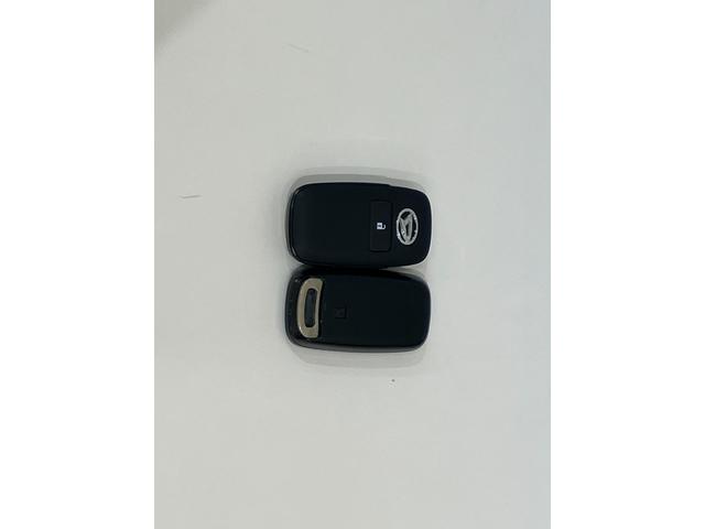 ハイゼットカーゴクルーズ /パートタイム4WD/キーフリー/オーディオレスイモビライザー レーンアシスト オートマチックハイビーム キーフリー オートライト Aストップ Wエアバック 4WD スマートキー 記録簿 運転席エアバッグ 横滑り防止装置 ABS レーダーブレーキ(富山県)の中古車