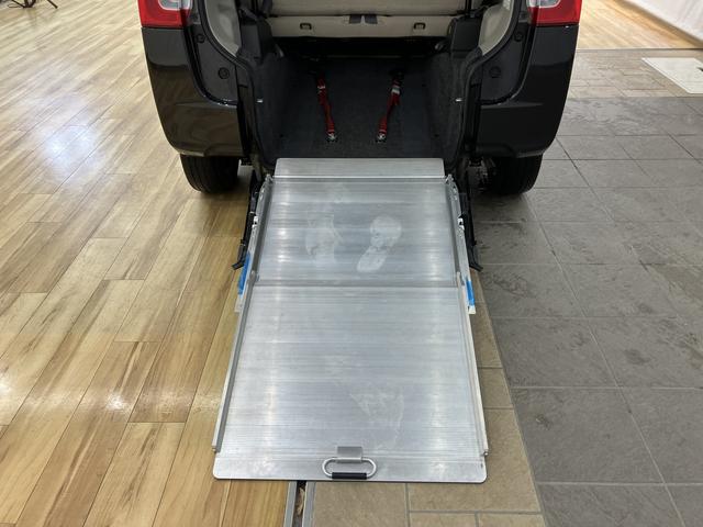 タントスローパー　Ｘ　ＳＡ　／電動ウィンチ／ナビ／キーフリー踏み間違い防止装置　電格ドアミラー　福祉車輌　ＥＣＯアイドル　助手席エアバッグ　盗難警報装置　ＶＳＣ　運転席エアバッグ　スマートキー　オートライト　衝突安全ボディ　スローパー　電動ウィンチ　ＡＢＳ（富山県）の中古車