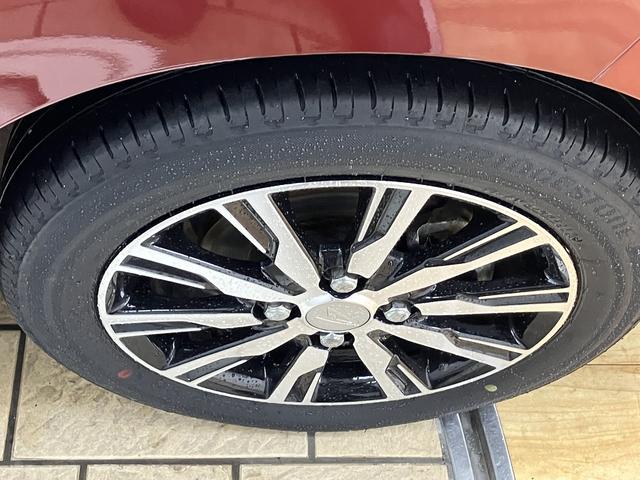 ムーヴカスタム　Ｘリミテッド　ＳＡIII　／４ＷＤ／ナビ／パノラマＬＥＤライト　キーレスエントリー　ナビＴＶ　盗難防止システム　スマートエントリー　シートヒーター　Ｂｌｕｅｔｏｏｔｈ　電動格納ミラー　ベンチシート　オートマチックハイビーム　オートライト　記録簿（富山県）の中古車