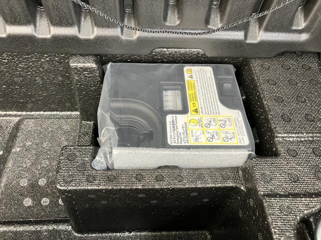 ムーヴＸリミテッドII　ＳＡIII　／４ＷＤ／オーディオレス４ＷＤ　オーディオレス　バックカメラのみ　ハイビームアシスト　アルミホイール　オートライト　スマートキー　ベンチシート　衝突安全ボディ　　ＡＢＳ　ダブルエアバック　アイドリングＳ　ワイヤレスキー（富山県）の中古車