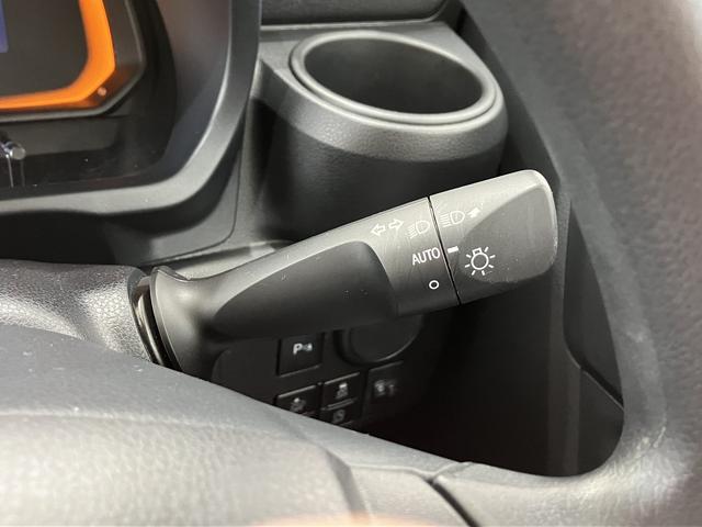 ミライースL SAIII /オーディオレス/キーレス/マニュアルエアコアイドリングストップ車 車線逸脱アラート 電動格納ドアミラー 衝突回避支援システム 横滑り防止装置付 ワイヤレスキー デュアルエアバッグ オートハイビーム 運転席エアバッグ 点検記録簿 オートライト(富山県)の中古車