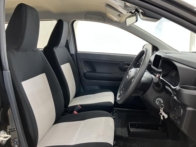 ミライースL SAIII /オーディオレス/キーレス/マニュアルエアコアイドリングストップ車 車線逸脱アラート 電動格納ドアミラー 衝突回避支援システム 横滑り防止装置付 ワイヤレスキー デュアルエアバッグ オートハイビーム 運転席エアバッグ 点検記録簿 オートライト(富山県)の中古車