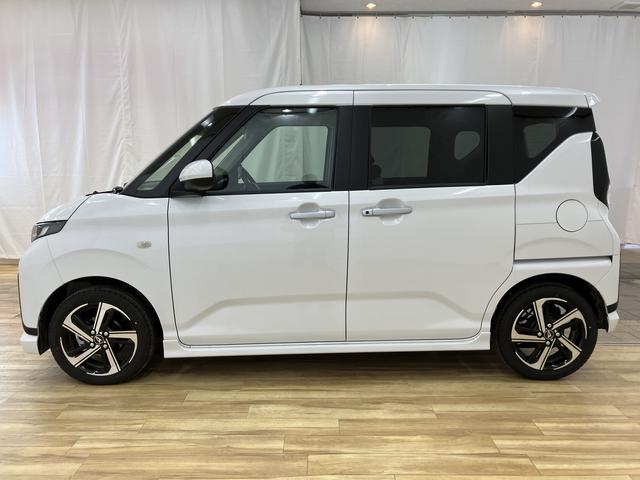 ムーヴＲＳ　／ターボ／オーディオレス／両側電動スライドドア／ＬＥＤ電格ミラー　レーンキープ　バックモニター　ＬＥＤ　ターボ車　アイドリングストップ　オートハイビーム　オートライト　ベンチシート　点検記録簿　アルミホイール　オートブレーキ　キーレスエントリー（富山県）の中古車