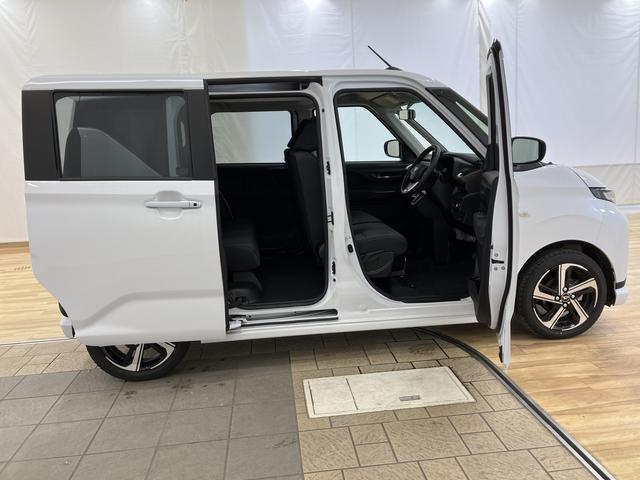 ムーヴＲＳ　／ターボ／オーディオレス／両側電動スライドドア／ＬＥＤ電格ミラー　レーンキープ　バックモニター　ＬＥＤ　ターボ車　アイドリングストップ　オートハイビーム　オートライト　ベンチシート　点検記録簿　アルミホイール　オートブレーキ　キーレスエントリー（富山県）の中古車