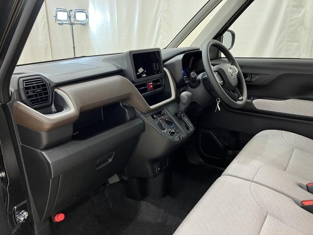 ムーヴＬ　／オーディオレス／キーレスエントリー／両側スライドドア両側スライドドア　オーディオレス　誤発進抑制装置　キーレスエントリー　衝突安全ボディ　アイドリングストップ　オートハイビーム　レーンアシスト（富山県）の中古車